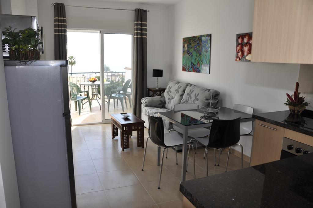 Nerja Paradise Rentals - Chimenea Apts Kültér fotó